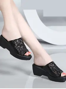 Zapatillas de casa mujer con cuña alta: La combinación perfecta de moda y relax.