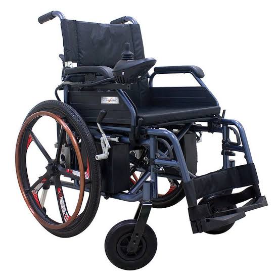 Tipos de sillas de ruedas con motor disponibles