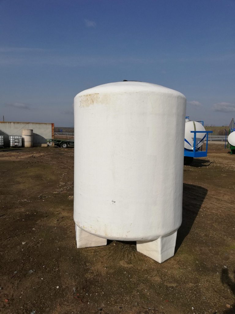 Depósito de agua 5000 litros para uso doméstico y comercial: Versatilidad asegurada